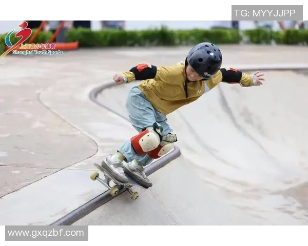 南京滑板队荣登滑板耐力排行榜第一名展现卓越实力与团队精神