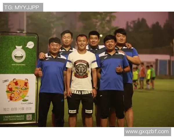 赛后分析：上海足球队与南京足球队的团队协作表现及启示