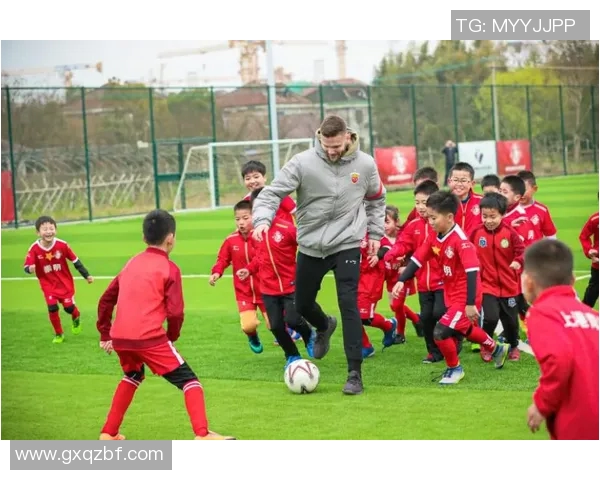 足球明星积木京东自营热销中打造你的专属球场梦想玩具 足球明星积木京东自营热销中打造你的专属球场梦想玩具